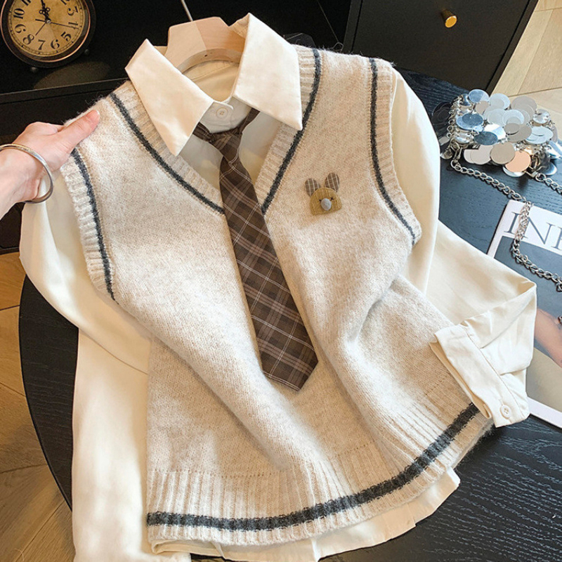 College Style Autumn and Winter Outfit for Female Middle and High School Students, Teenage Girls, Older Children, Sweater Vest Layered with Shirt Two-Piece Set College Style Autumn and Winter Outfit for Female Middle and High School Students, Teenage Girls, Older Children, Sweater Vest Layered with Shirt Two-Piece Set