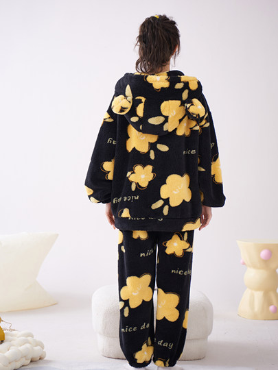 Coral Fleece Pajamas for Women, Thickened and Plush, Autumn and Winter 2025 New Style, Suitable for Teenagers and Middle School Students, Can Be Worn Outside, Homewear Set