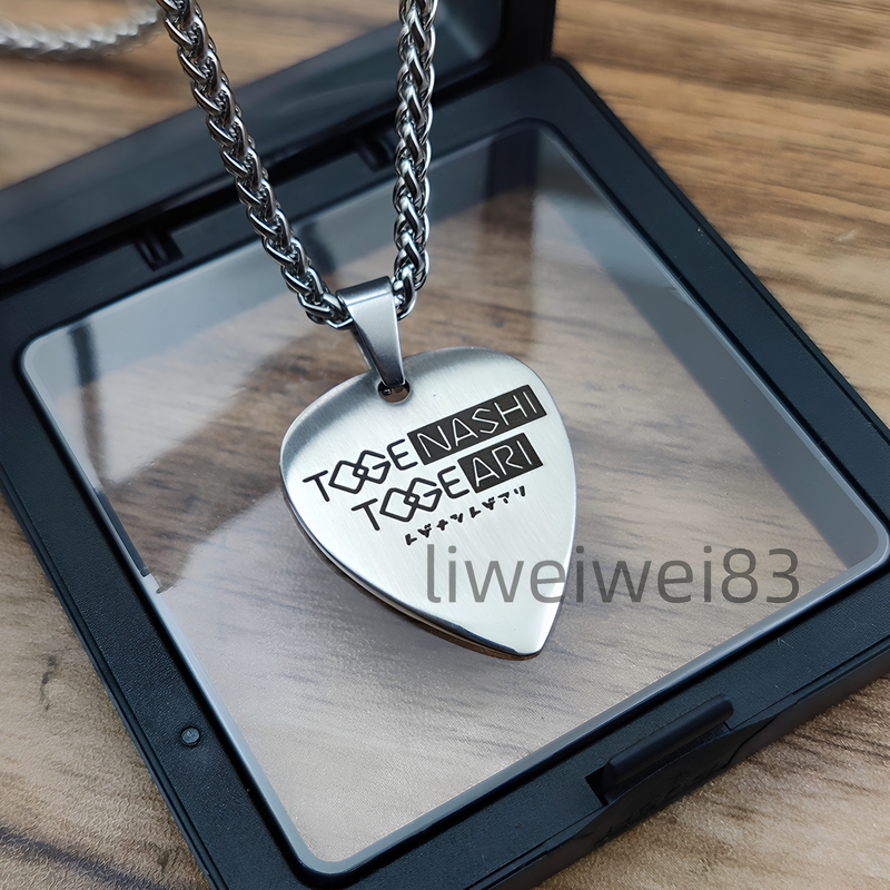 Girls Band Cry Crying Girl Band Iori Renka, Momo Katsura, Anhe Aoyagi Merchandise Guitar Picks Necklace Girls Band Cry Crying Girl Band Iori Renka, Momo Katsura, Anhe Aoyagi Merchandise Guitar Picks Necklace