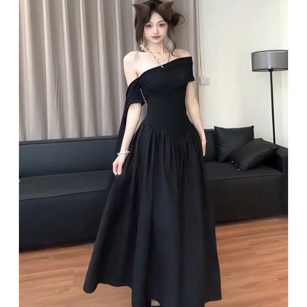 Summer Plus-Size Women's Fashion French Style Pure Desire Off-Shoulder Dress with Ribbons, High-End Feel, Waist-Cinching, Slimming Long Dress