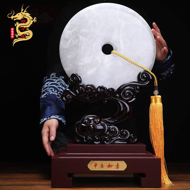 High-end jade Ping An buckle swinging piece Home Accessories Living Room Office Wine Cabinet Decorators Qiao relocating to give a gift