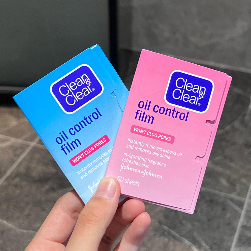 Japanese Cleanclear Oil-Absorbing Paper Facial Tissue Oil Control Facial Blue Mask for Teenagers and Women Japanese Cleanclear Oil-Absorbing Paper Facial Tissue Oil Control Facial Blue Mask for Teenagers and Women