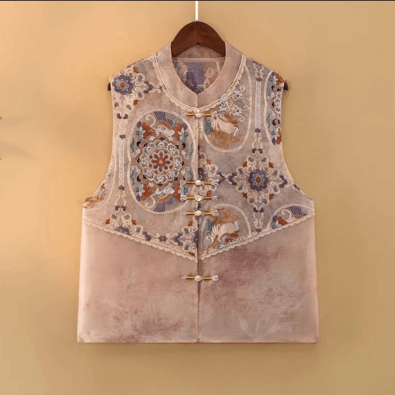 2025 Summer and Autumn Western-Style Round-Neck Sleeveless Heavy Embroidery Vest New Chinese Style National Style Embroidery Button-Up Vest Women's Top
