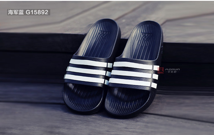 [Morning Run] Adidas Adidas Summer couple Three Bars Bathhouse Drag Sports Dép G15890 dép nam