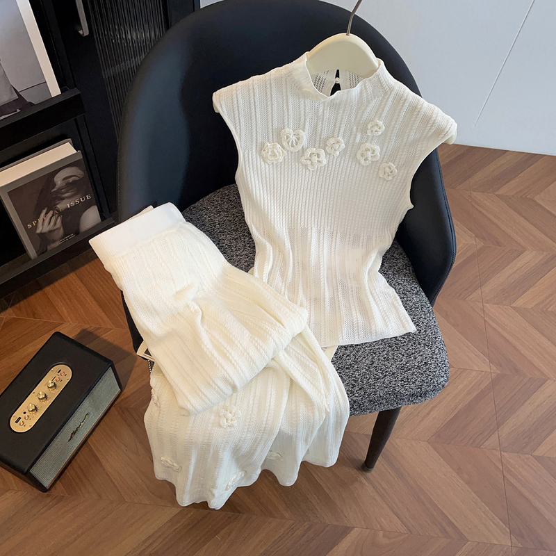 In Stock】Shenzhen Nanyou High-End Women's Clothing 2026 Summer Crochet Knit Vest Top + Skirt Set
