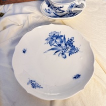 Deposit in stock full price 1080 Mason first-class blue and white petal dish