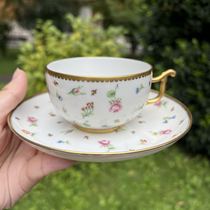 Deposit: 799 for the full price. Fresh floral all hand-painted petals gilt rim large diameter coffee cup.