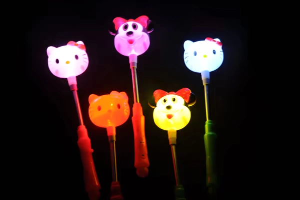 Batch. Light stick ánh sáng hạt ánh sáng Light stick flash hiệu suất lớp sự kiện tiệc hòa nhạc đạo cụ đám cưới cung cấp - Sản phẩm Đảng / Magic / Hiệu suất