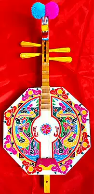 Yunnan national musical instrument Yi ethnic Yueqin Hand-carved Yueqin Chuxiong national musical instrument Muding string