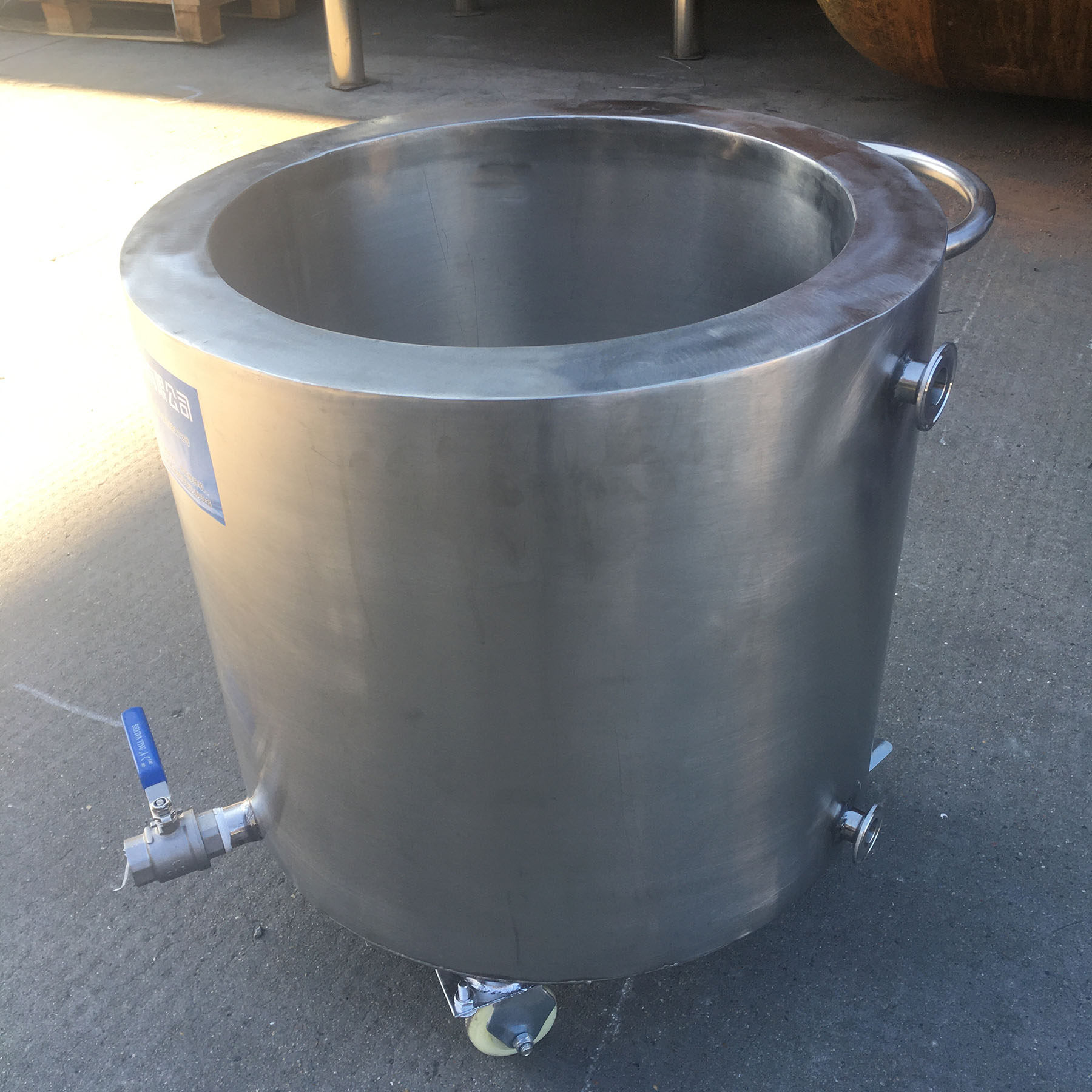 304不锈钢汤桶真的适合家庭使用吗？2026年的定制涂料桶有哪些选择？