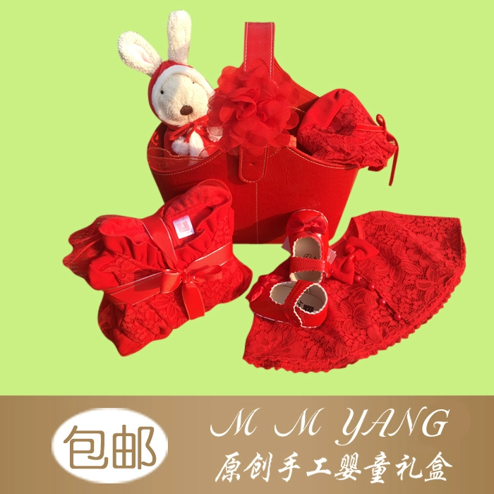 Giáng sinh năm mới Hộp quà cho bé Mùa đông Nữ Baby Red Princess Dress Gift Sơ sinh Trăng tròn Trăm ngày