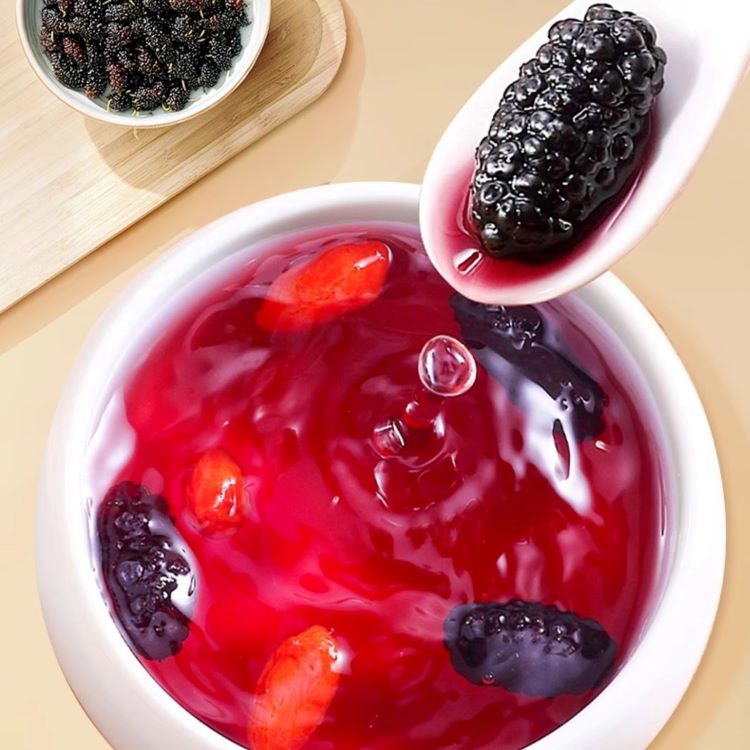 楼兰蜜语新疆大桑葚干果225g新鲜无沙干净黑桑椹干货泡茶特产零食