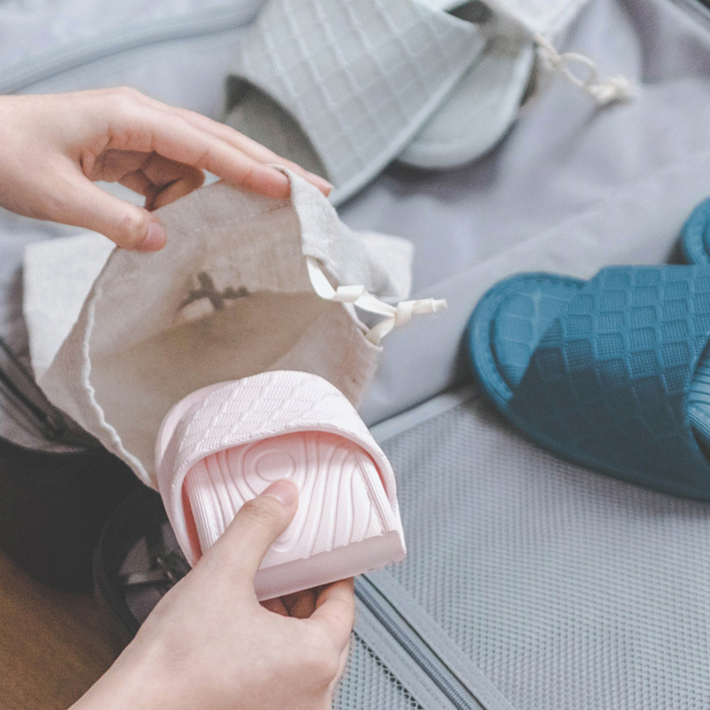 Travel portable for business trips Folding Slippers Ultra Light Non-slip Men And Women Tourist Items Bath Bathroom With Cool Slippers