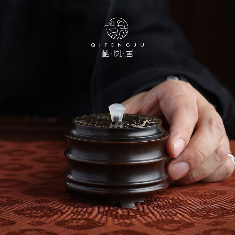 Shelter Pinewood Charm Bronze Incense Stove Chinese Home Indoor Sandalwood Stove Zen Retro Creative Tea Dauphin Scent Pendulum-Taobao