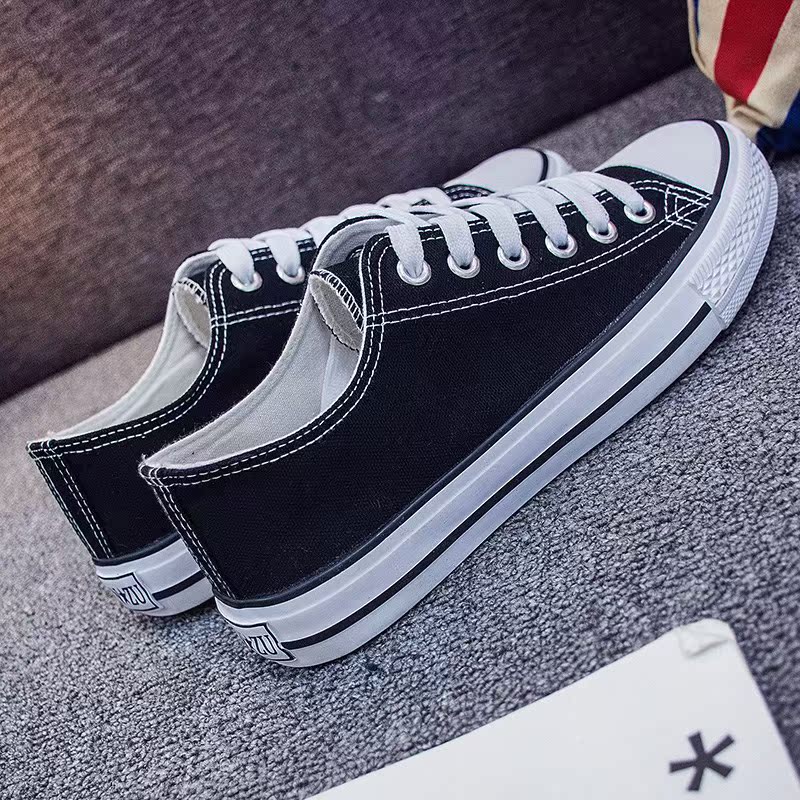 Phiên bản Hàn Quốc của giày nam thoáng khí 45 yard giày thông thường lớn 46 yard giày thủy triều mùa hè thêm giày vải lớn 44 47 giày thể thao gucci