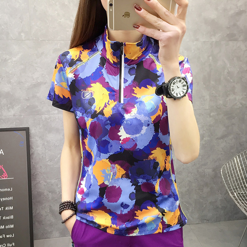 The new loose stand - up T - shirt printed running fitness half - sleeve outdoors for the short - sleeved climbing suit in 2020