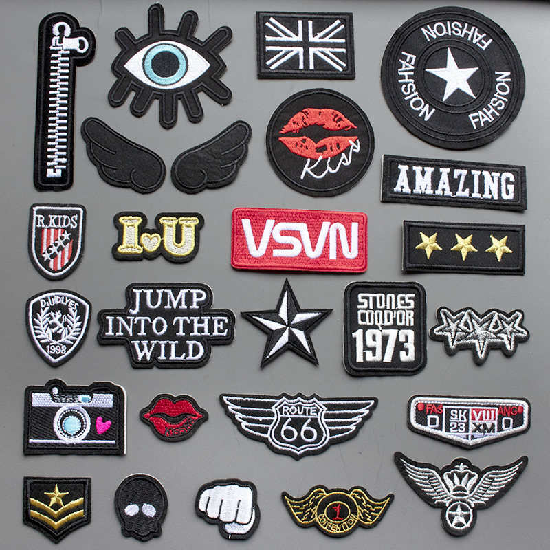 Self-adhesive black embroidery badge Down jacket patch patch patch bag Shoe cap patch patch patch patch hole decoration