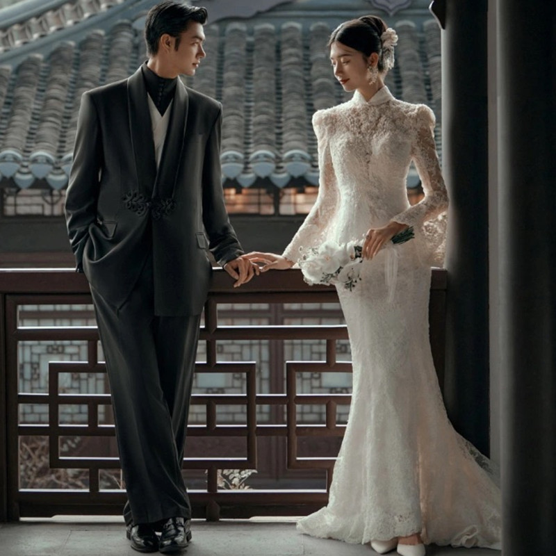Lace retro wedding dress suitable for photo sessions,  Lace retro wedding dress suitable for photo sessions,