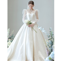 The main wedding dress 2022 new bride looks thin and simple white light long-sleeved French super fairy go-out gauze winter