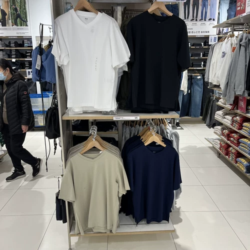 Uniqlo, хлопковая футболка, (в наличии на складе), V-образный вырез, короткий рукав