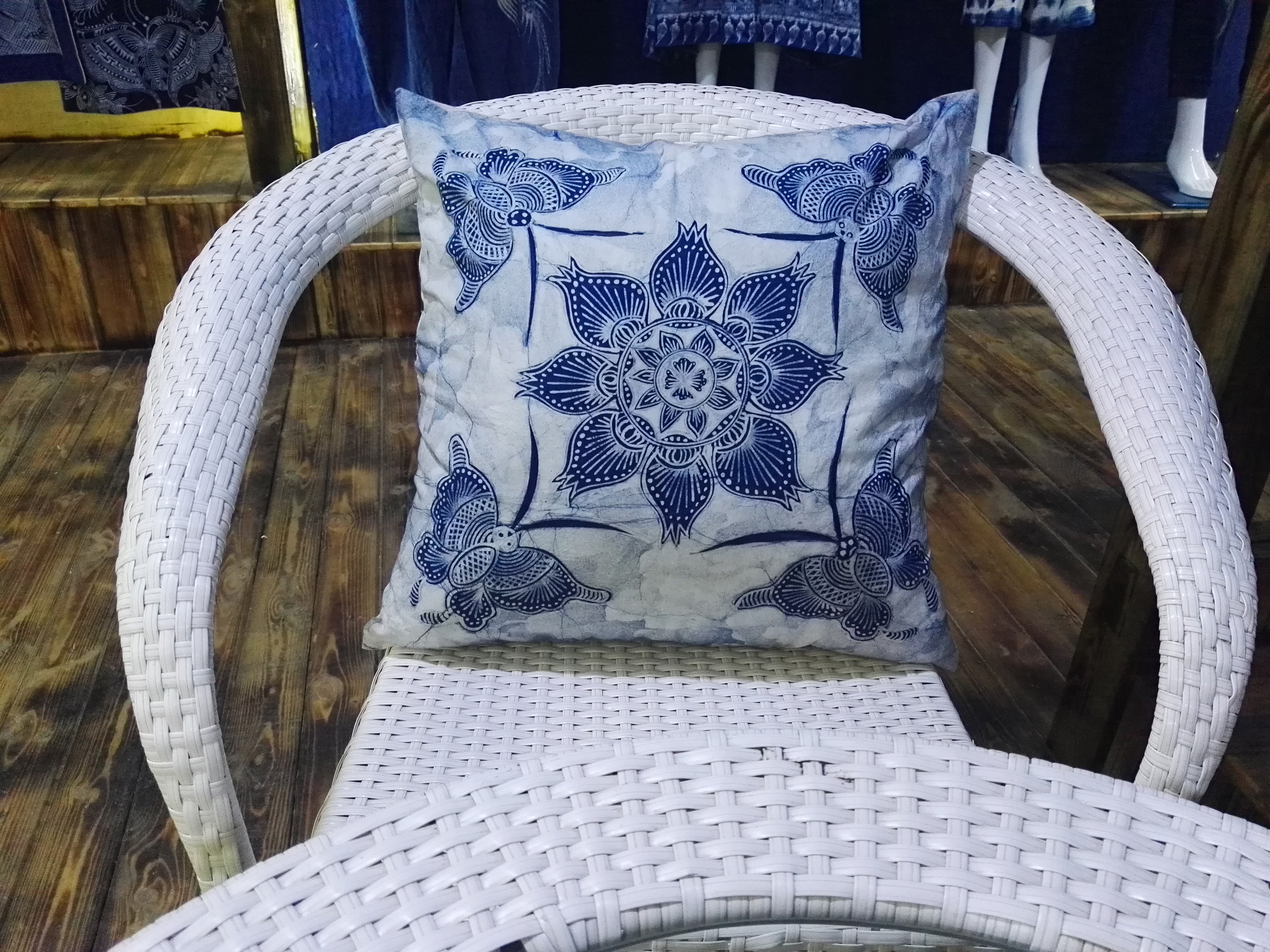 Wax Dyeing Holding Pillow Close To Pillow Back Cushion Cover Customized Processing Agent Danzaiga Waxed and Wax Dyeing Nonning Air