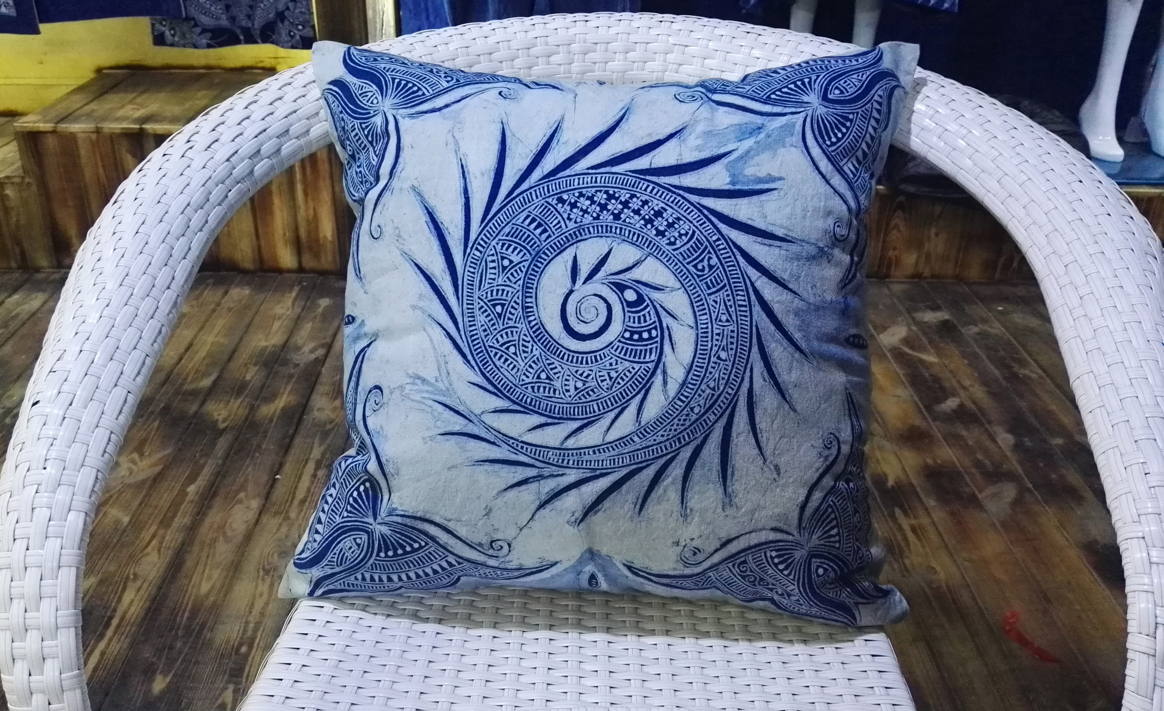 Wax Dyeing Hug Pillow Cushion Pillow Pillow Package Cushion customized processing Guizhou batik Experience Danzhai Miao Wax Dyeing Training