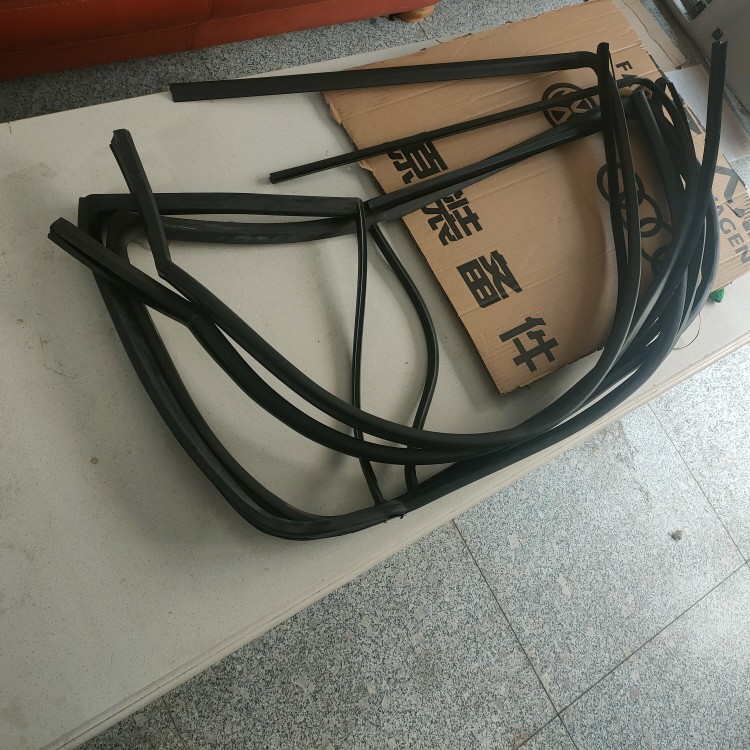 原厂玻璃密封胶条，老捷达/速腾/宝来/高四大众CC车主必备！-内饰