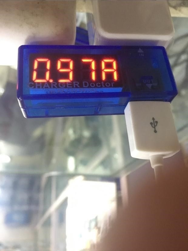 Công cụ kiểm tra dung lượng điện áp USB hiện tại hiển thị kỹ thuật số điện thoại di động