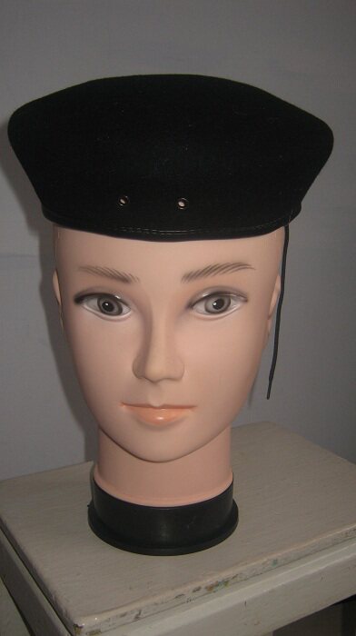 Russian soldier black beret