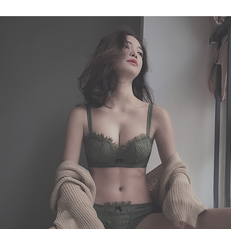 Bóng mượt Lông mi thêu gợi cảm Không có vòng thép Tập hợp đồ lót Cô gái Deep V Rút lại vú Điều chỉnh áo ngực váy đầm đẹp