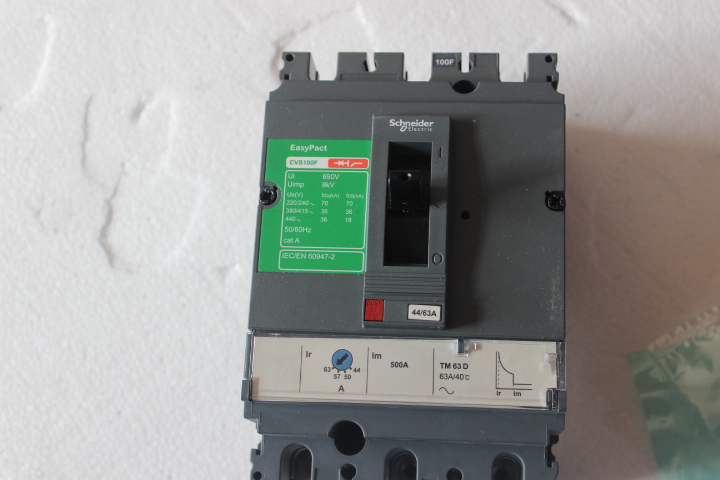 Schneider original NSX100FTM40D order number LV4296544P4D voltage 380V36KA warranty for one year