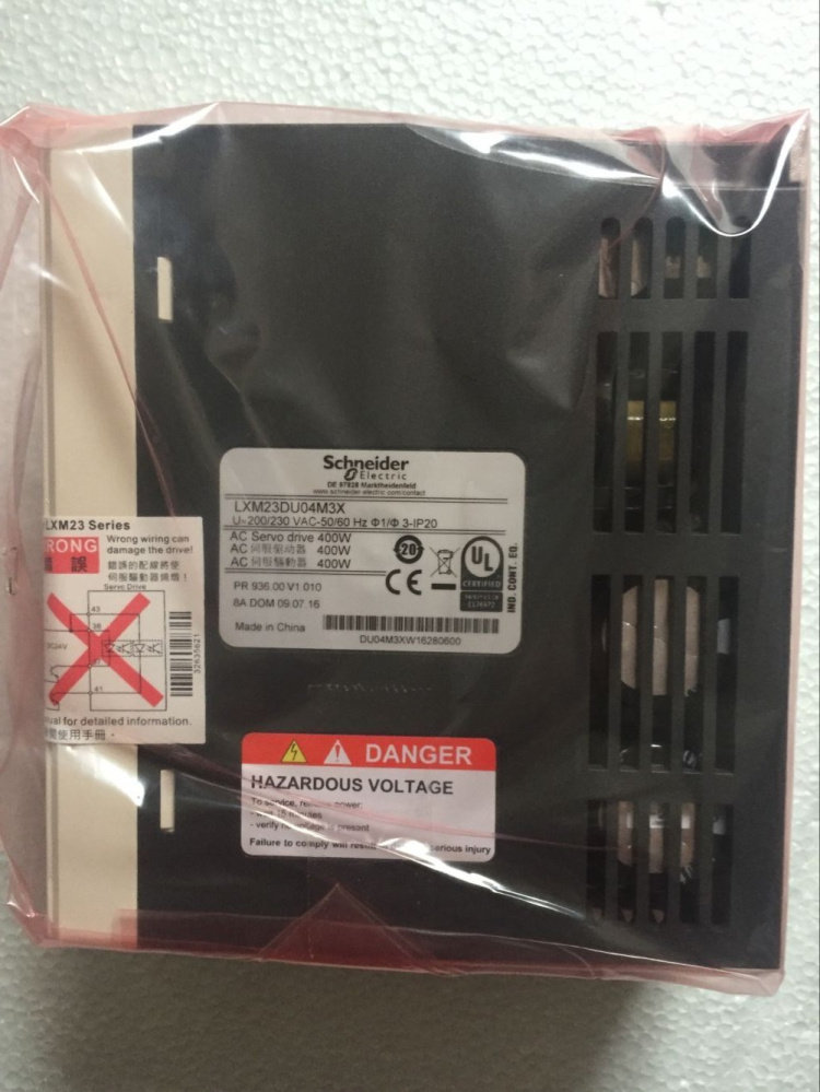 Schneider's new original LXM23CU30M3X servo drive 3KW company spot