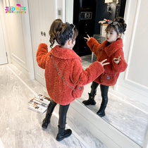 Girls plus velvet coat autumn winter clothing 2021 new foreign style children Lamb hair coat childrens thick sweater