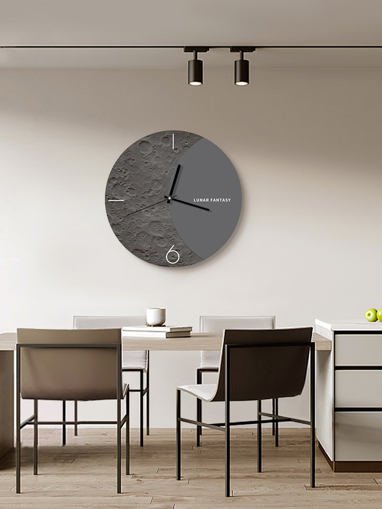 Cream-Style Moon-Themed Living Room Wall Clock 2024 New Creative Wall-Mounted Clock for Home, Dining Room, No-Drill Silent Clock