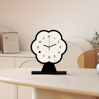 2026 New Creative Flower-Shaped Desk Clock, Simple and High-Looking Desktop Clock, Black and White Clock, Clockwork Clock