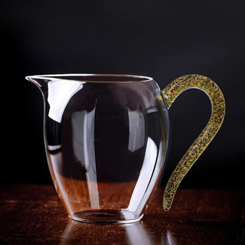 Dazzling treat the upscale fair cup glass thickened heat resistant and high temperature resistant sub-tea instrumental Japanese style Gongfu tea accessories Gongcup