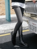 Черные эластичные удерживающие тепло осенние леггинсы, штаны, колготки, облегающий крой, по фигуре