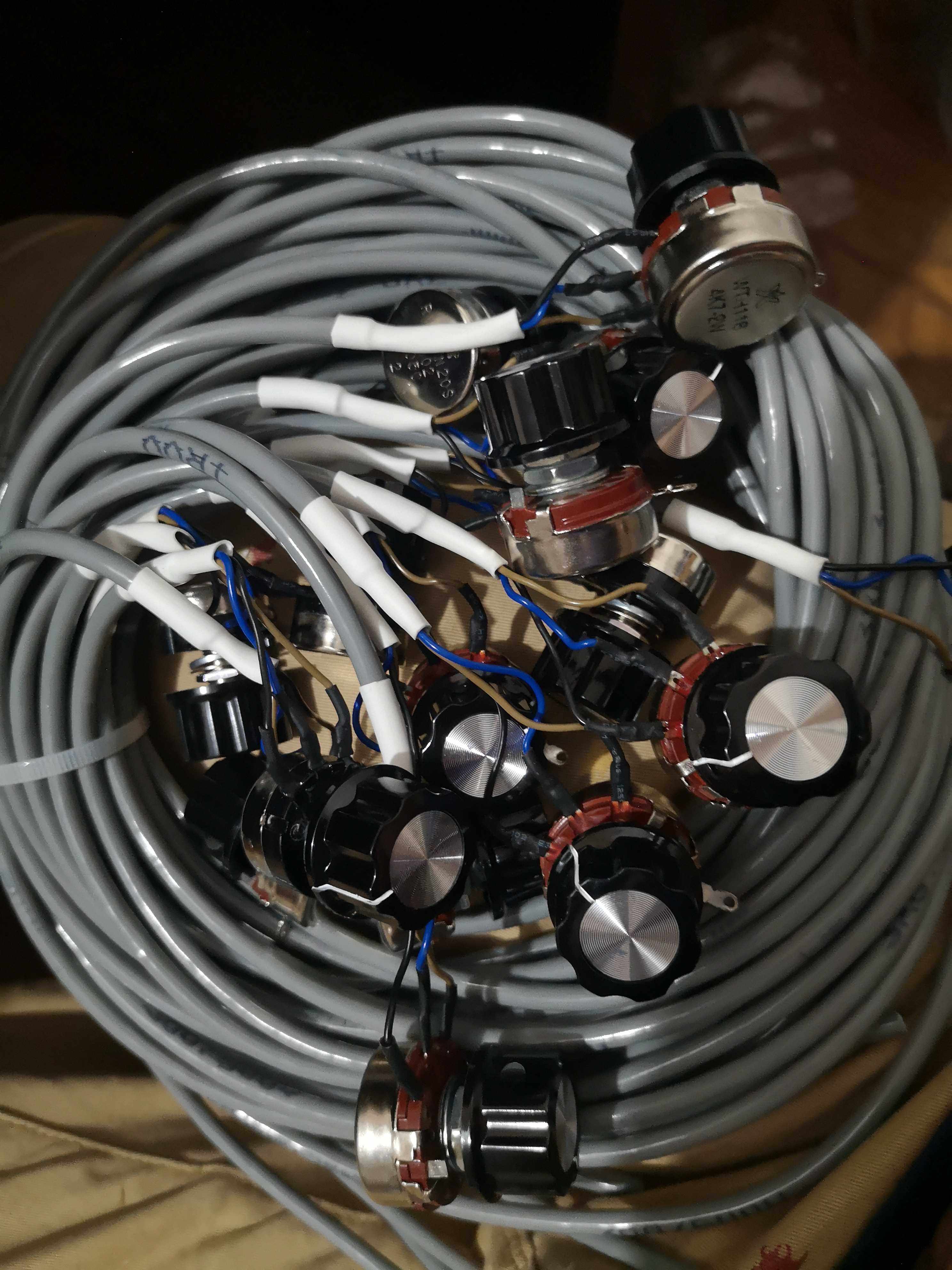 Frequency inverter external remote throttle frequency modulation controller Multi-ring potentiometers Liancap knob welding wire