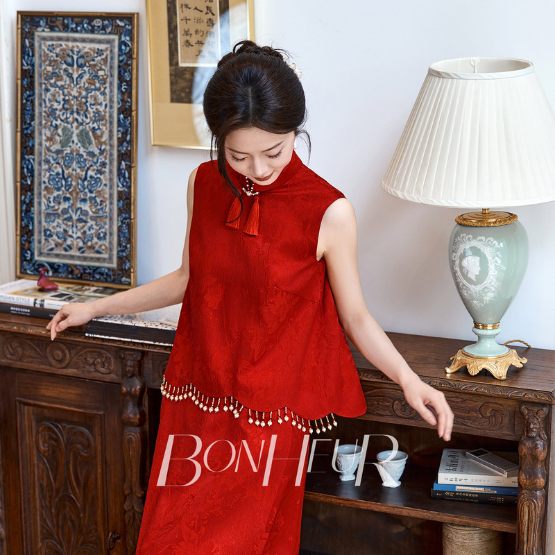 Bonheur Engagement Dress for Women, Red New Chinese Style Bride's Toast Dress, Petite Cheongsam Set Bonheur Engagement Dress for Women, Red New Chinese Style Bride's Toast Dress, Petite Cheongsam Set