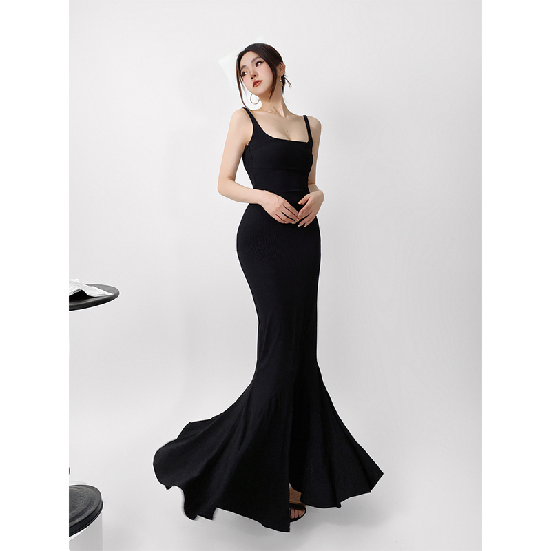 Grace Step-By-Step Lotus Skirt with Straps, Slim Fit, Flattering for Tall Women, Bodycon Black Pure Desire Style Long Dress for Women Grace Step-By-Step Lotus Skirt with Straps, Slim Fit, Flattering for Tall Women, Bodycon Black Pure Desire Style Long Dress for Women