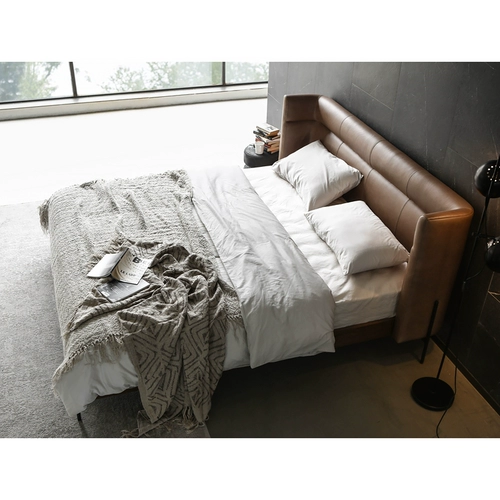 Северное выражение Norhor/Relyy кожаная спина, спина сплошной кровать с твердым деревом/итальянским стилем среднего стиля Caramel Color McM