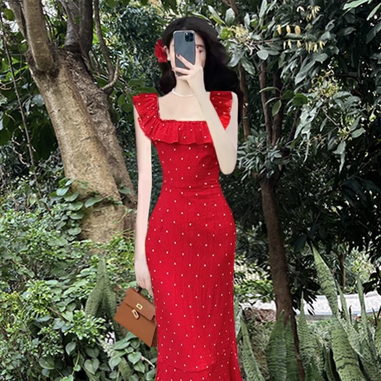 French-Style Romantic and Sweet Ruffled Square-Neck Polka-Dot Red Dress for Women, Waist-Cinching Fishtail Dress, Long Dress for Seaside Vacation