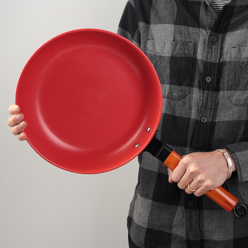 Japanese wooden handle, cooking gas, gas buner ceramic plate of household cooking pot dish dry Fried dish can open long handle