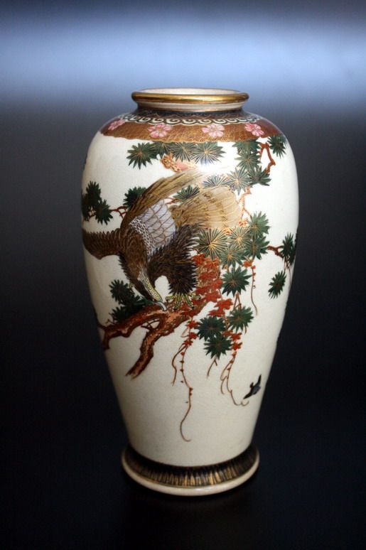 旧家整理品 高さ52cm 薩摩焼 湖東 金彩色絵花鳥図花瓶 飾壷