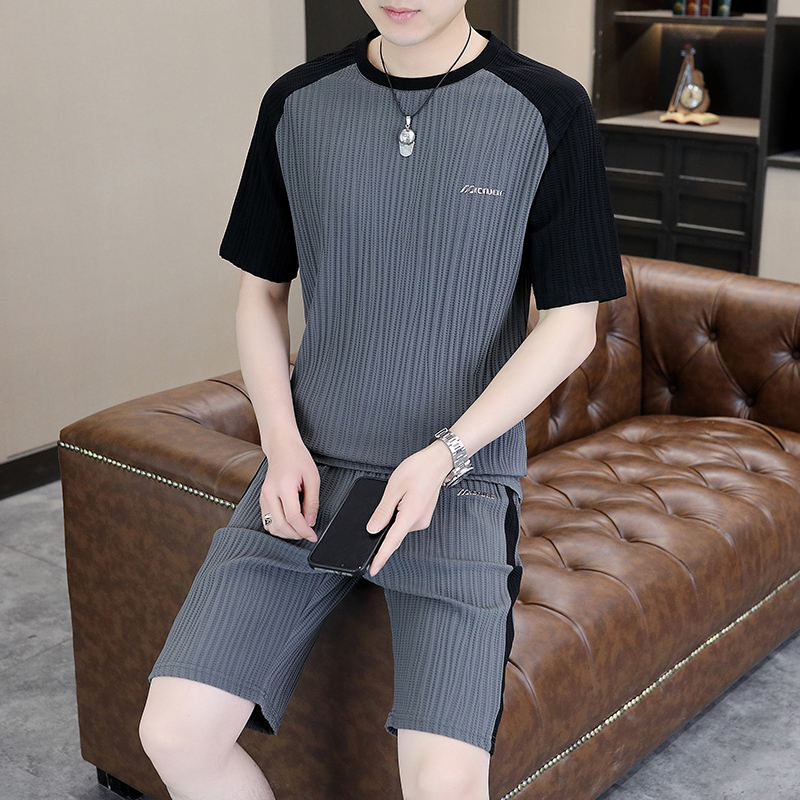 Ice Silk Suit Men's Summer Trendy Brand Thin Short-Sleeved Shorts Two-Piece Set Casual Sports Quick-Drying Men's Clothing Set