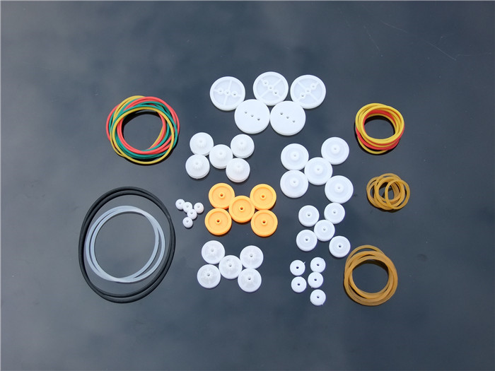 84pcs Pulley Plastic Gears Kit Rubber Belt Robot Part DIY Car Truck