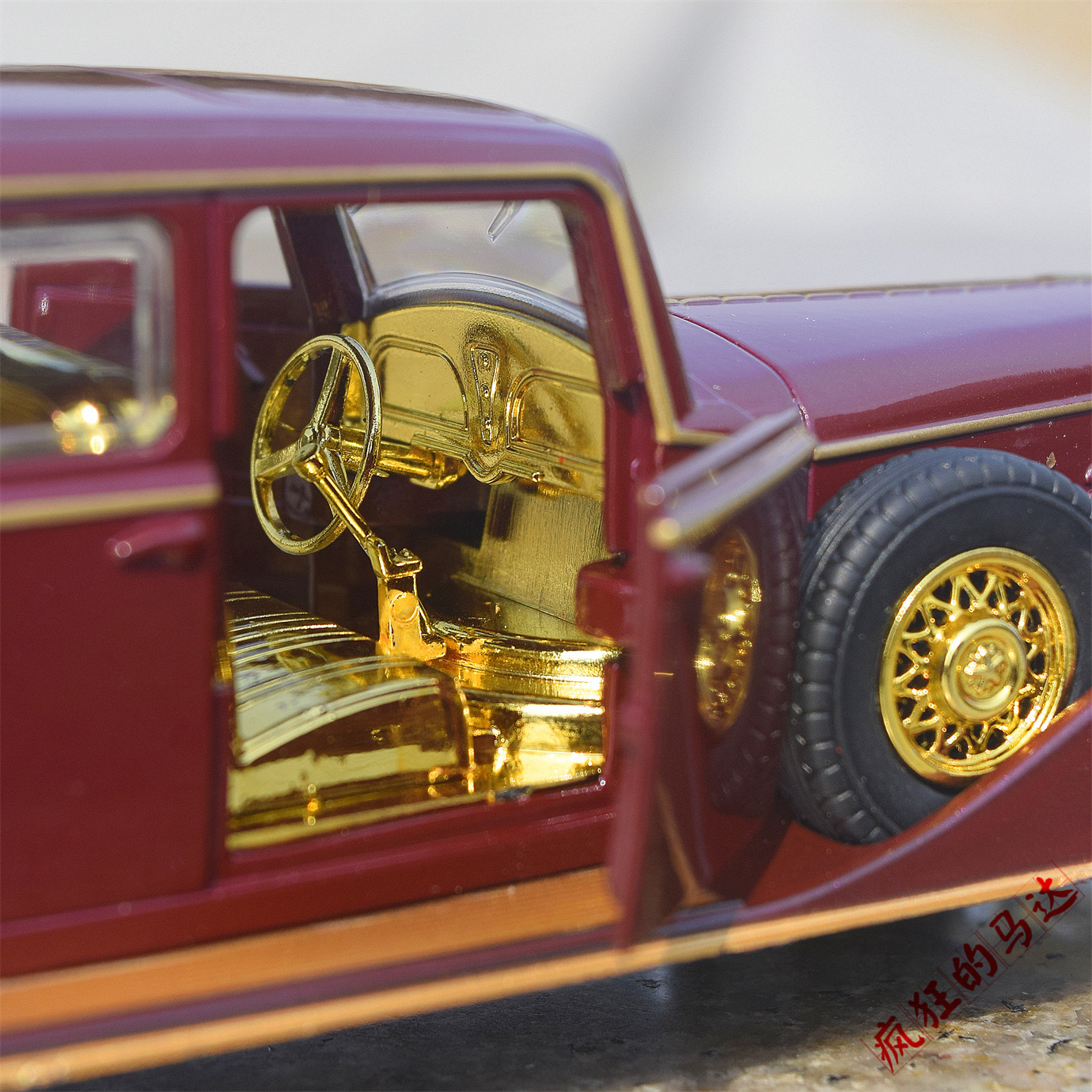 Модель машины 1/32凯迪拉克豪华都铎8c末代皇帝溥仪座驾覆古老爷车合金汽车模型 OTHER