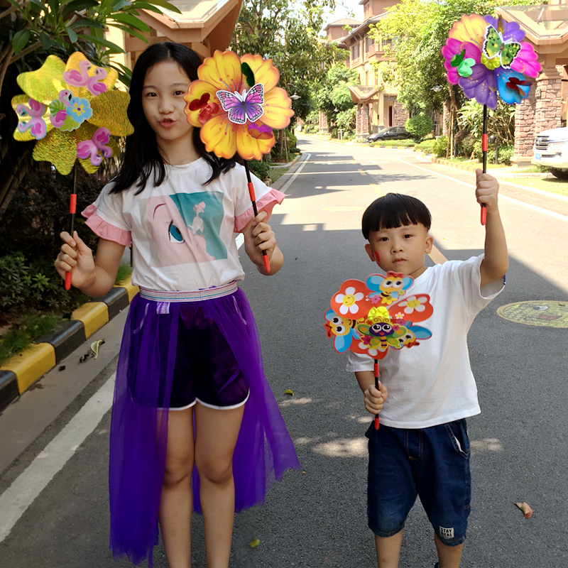 Three-dimensional cartoon windmill butterfly play flower Real estate park Kindergarten playground decoration Children's toys photo props