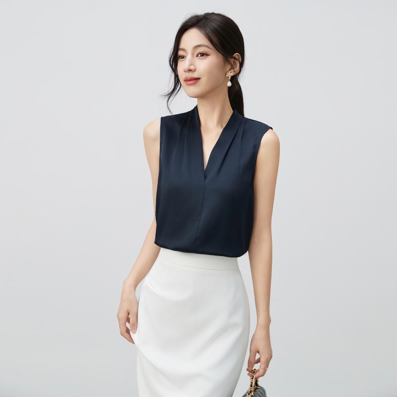 Summer New High-End Acetate Satin White and Navy Blue Sleeveless Versatile V-Neck Top Shirt for Layering under a Suit