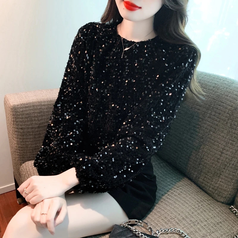 Trendy and Stylish Long-Sleeve Top with Sequins for Petite Women, New Autumn and Winter Design